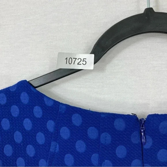 New Avenue Blue Polka Dot Round Neck Short Sleeve Stretch Dress size 22/24 - Picture 11 of 11